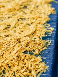 pasta production-
the Hutterite way. 

I wanted these on my feed too.🍝🤤